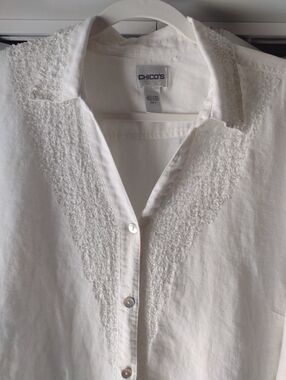 Chicos 100% Linen Tunic Top Womens 2/L White Beaded V-Neck Embellished Resort